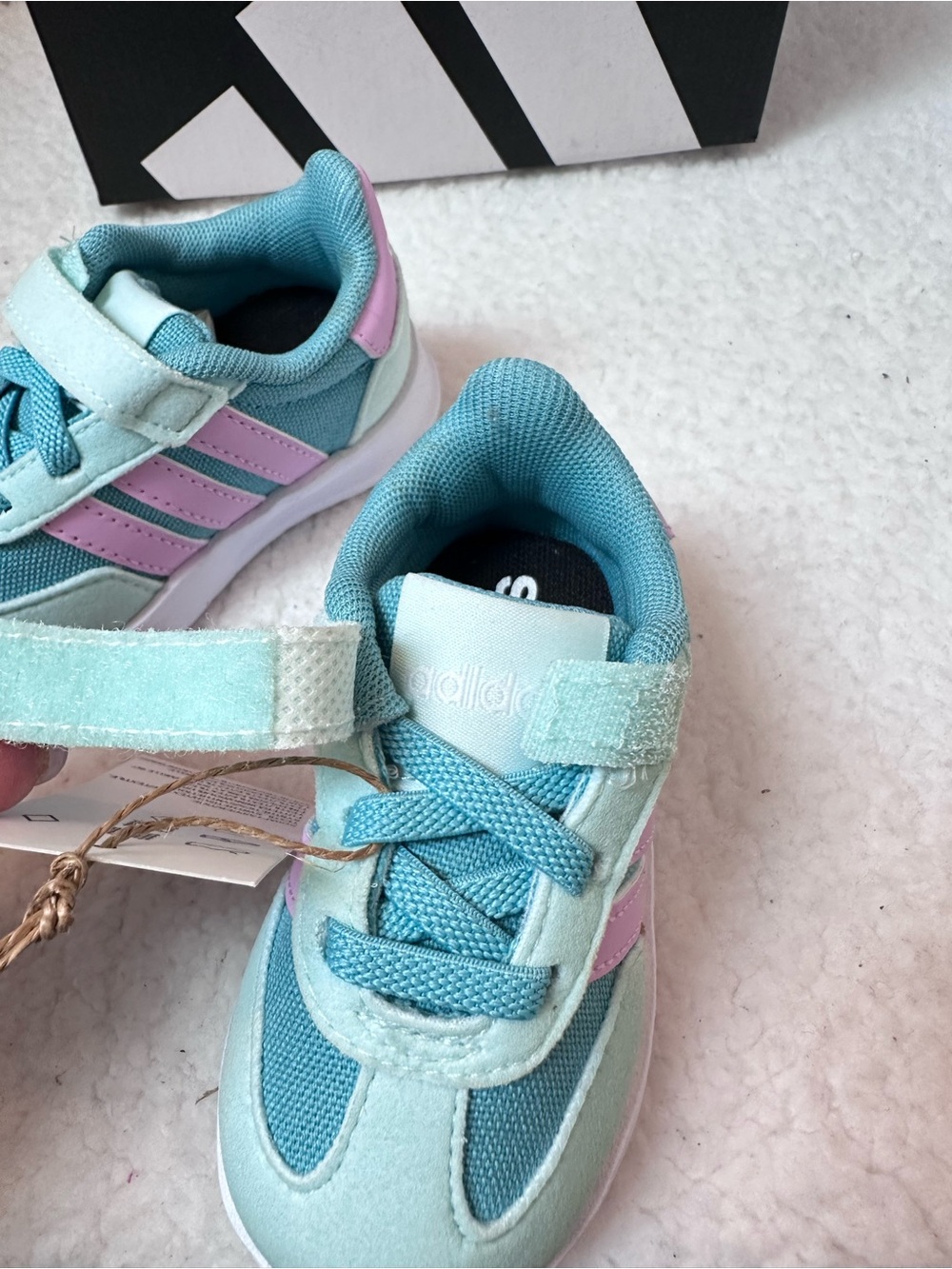 Baby Adidas Shoes - Picture 6 of 8